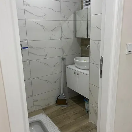 Yilmaz Apartman 公寓